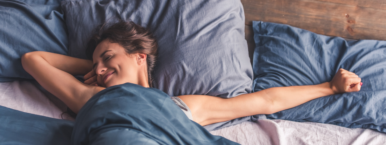 Peut-on prendre de la mélatonine et des somnifères ? Avantages et inconvénients